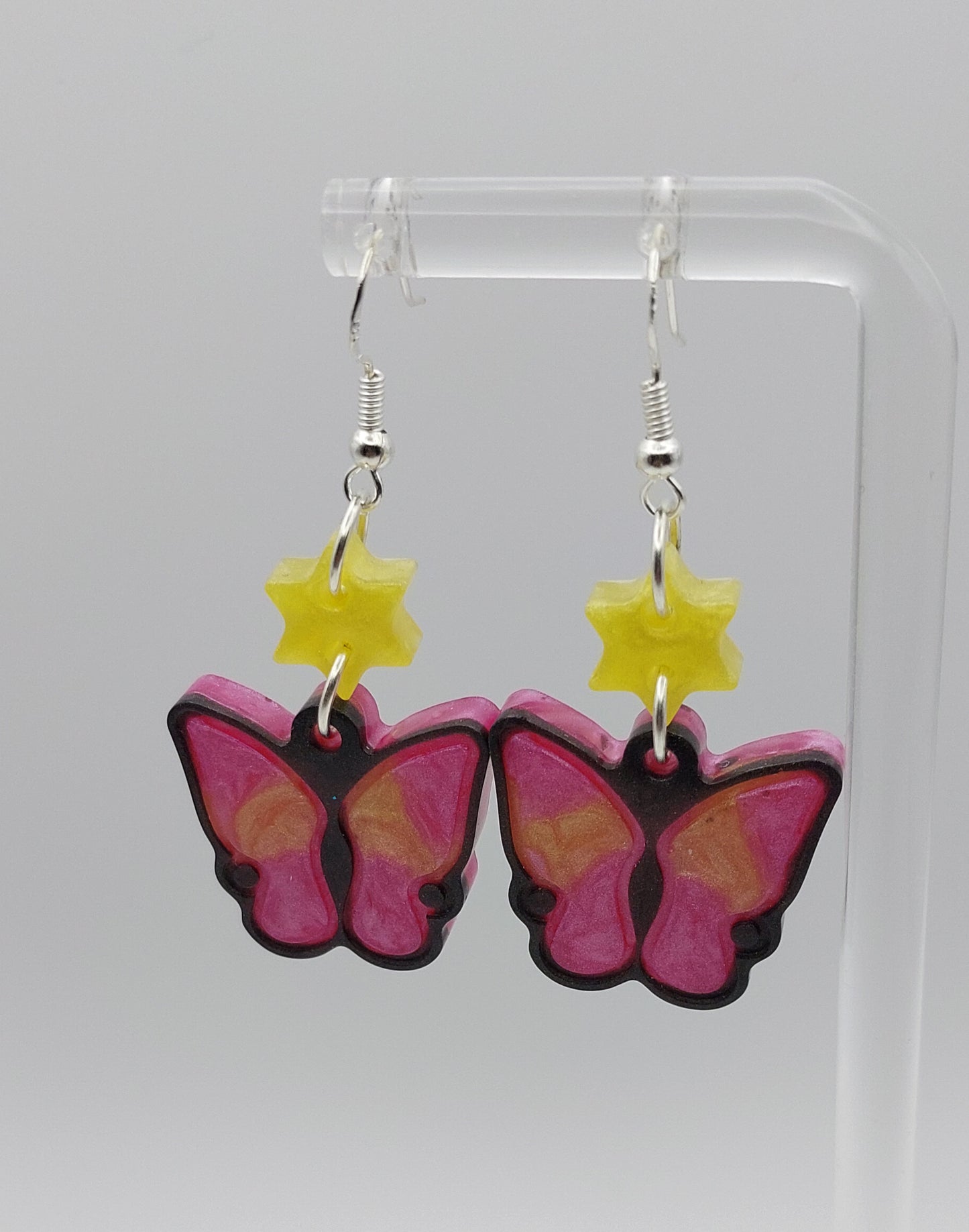 Artsy Flutters- Pink